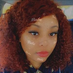 Meet your Posher, Monique